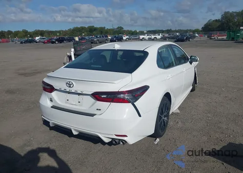 2023 Toyota Camry Se z USA, uszkodzony, nr VIN 4T1G11AK3PU787252